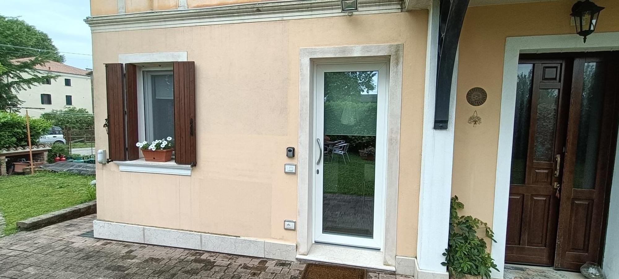 B&B We Care Appartamento Lendinara Εξωτερικό φωτογραφία